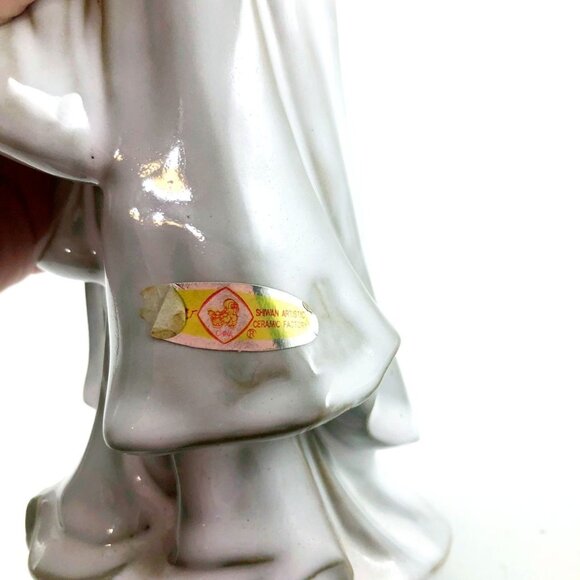 Vintage Shiwan Ceramic Scholar Figurine Handcrafted Chinese Immortal with Fan Sh - Picture 3 of 10